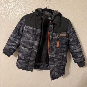 Kids Camouflage Jacket with Hood
